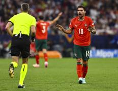 IM体育社区互动入口-包含葡萄牙势不可挡！成功晋级欧国联半决赛的词条