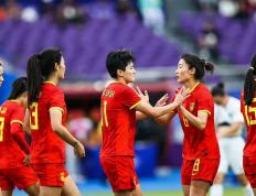 IM体育-包含中国女足比赛燃情开战，以信念拼搏取胜的词条