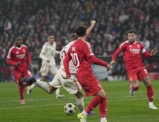 IM体育赛事直播入口-足球比赛现场中结局激动人心的一幕！