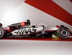 IM体育官网-雷诺车队翻盘哈斯车队，塞恩斯惊艳四座的简单介绍