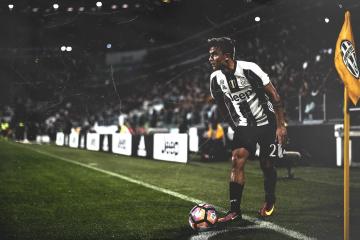 IM体育社区互动入口-舞台越大越强！克莱关键战助马刺突围吉林队