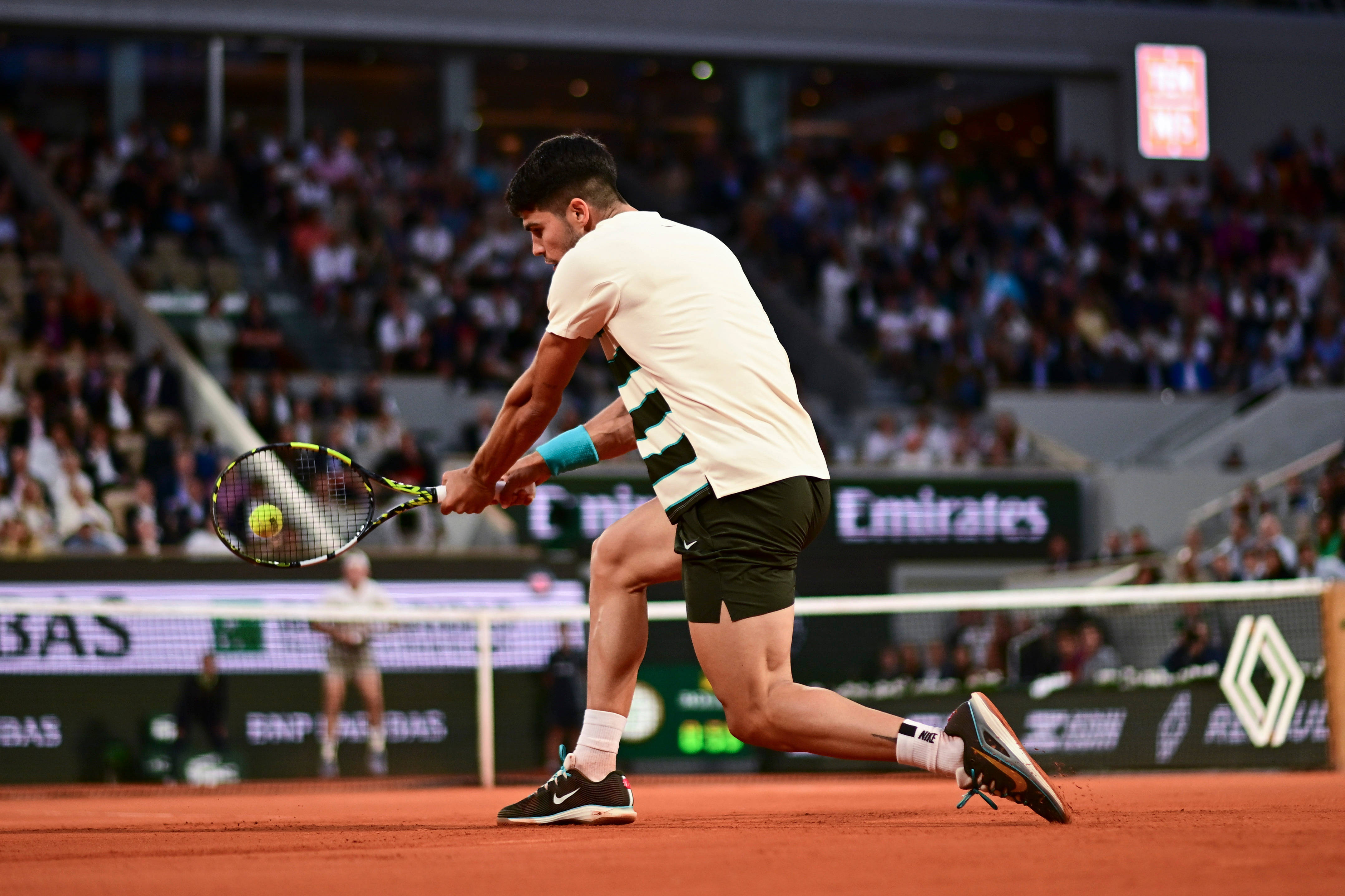 IM体育App下载-法国网球队险胜日本网球队,阿尔卡拉斯制霸全场的简单介绍