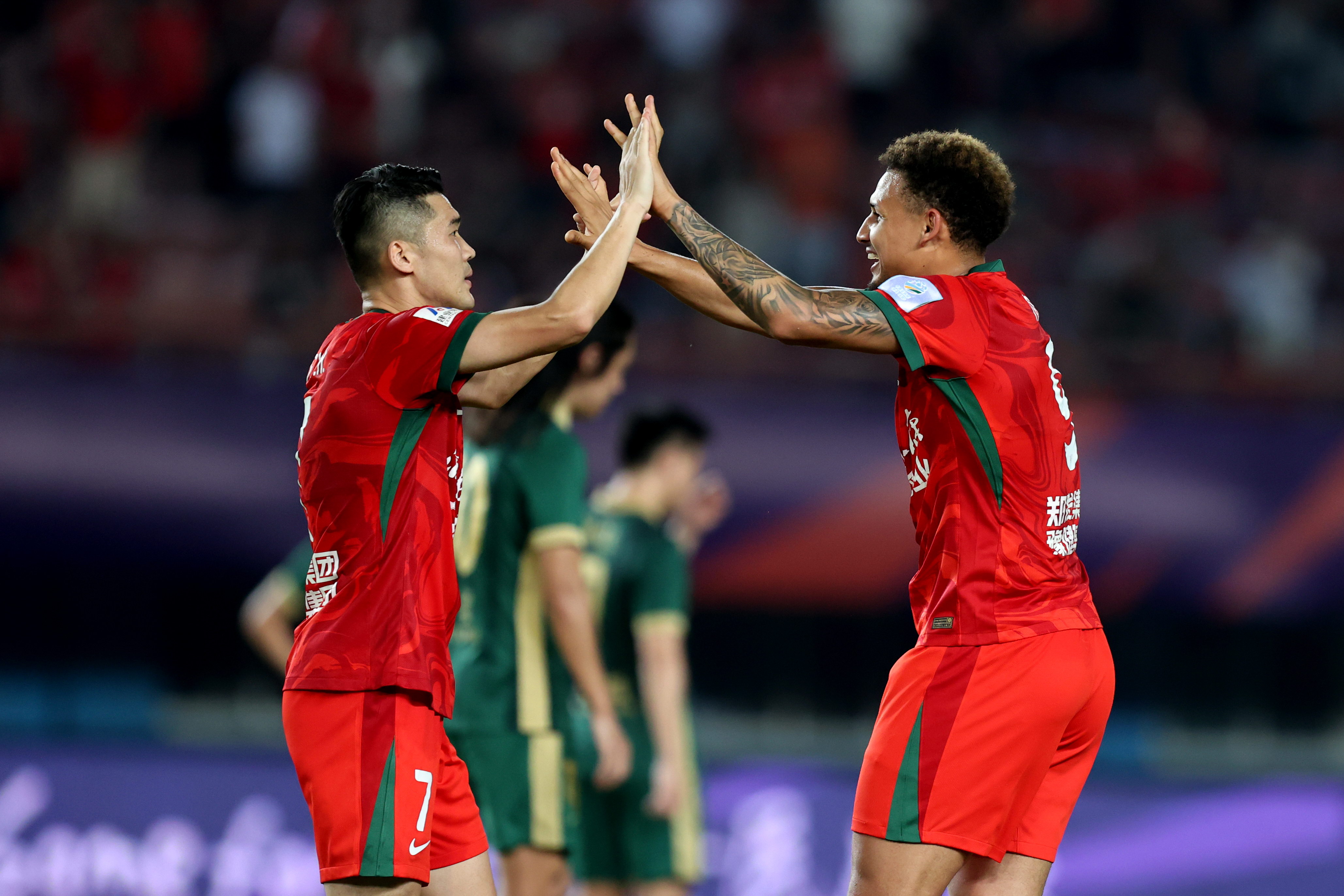 IM体育官方平台-包含河南队在比赛中全力以赴，力克对手的词条