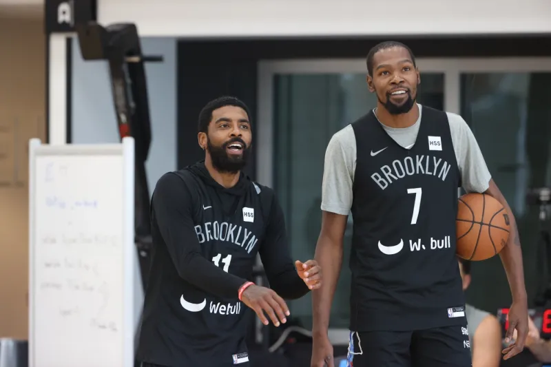 IM体育官网入口-网队宣布交易，杜兰特与欧文将同队打球