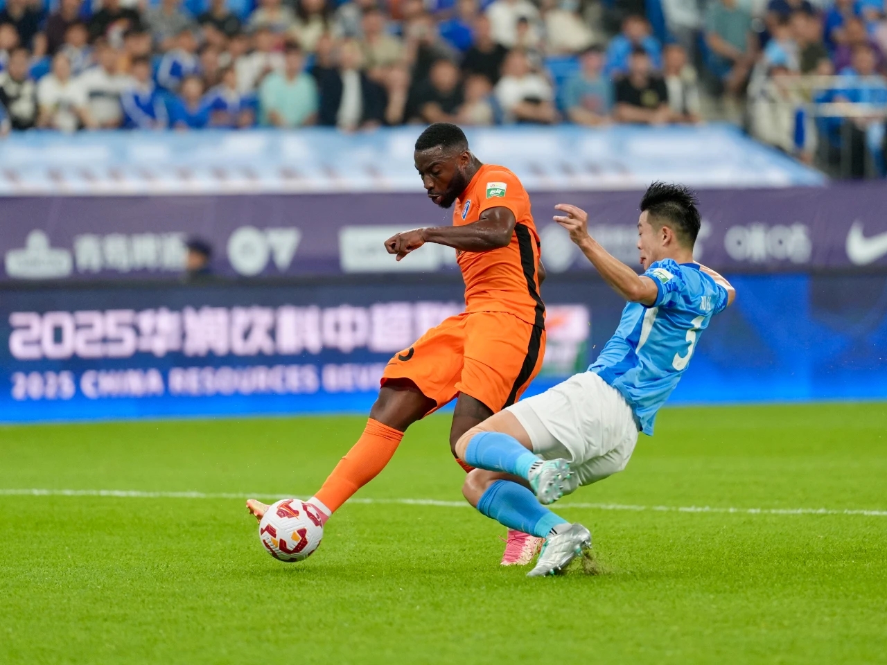 IM体育官网-中超比赛新星闪耀赛场，为球迷带来惊喜的简单介绍