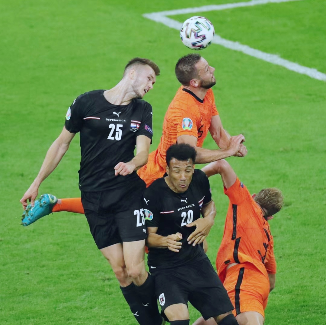 IM体育官方网站-德国队险胜波兰队，波尔统治全场