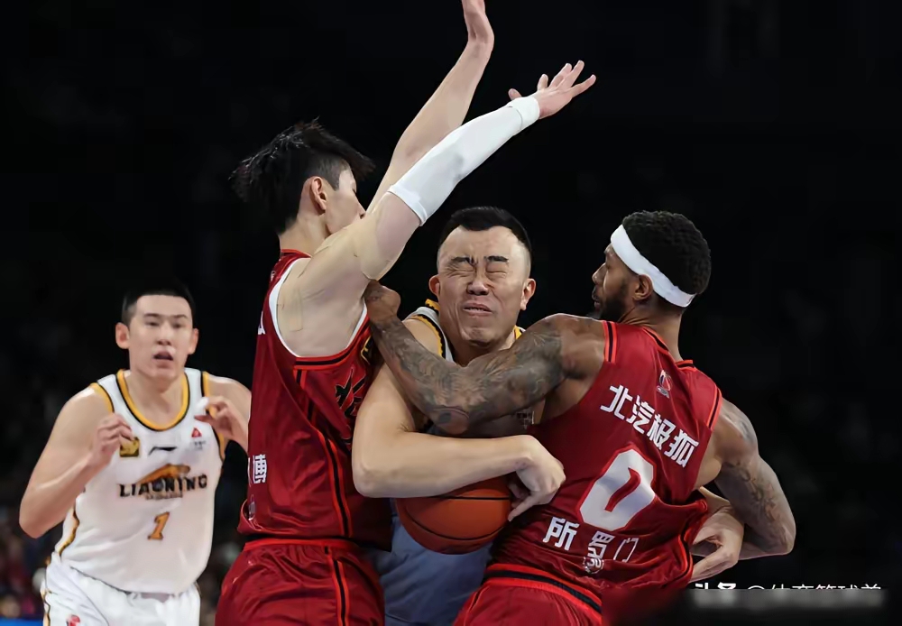 IM体育动画直播通道-凯尔特人险胜浙江队，周琦刷新纪录的简单介绍