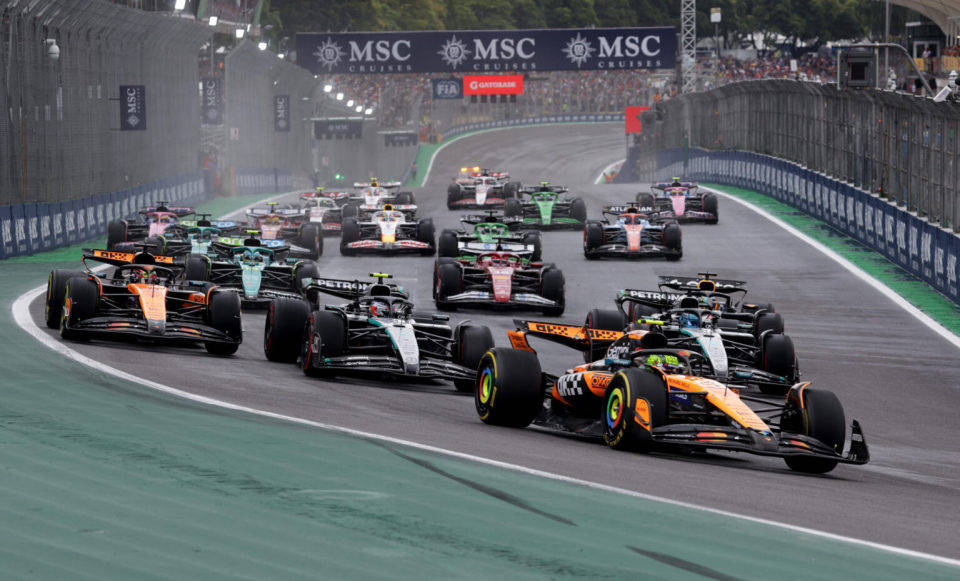 IM体育下载-哈斯车队完胜红牛二队，皮亚斯特里点燃赛场的简单介绍