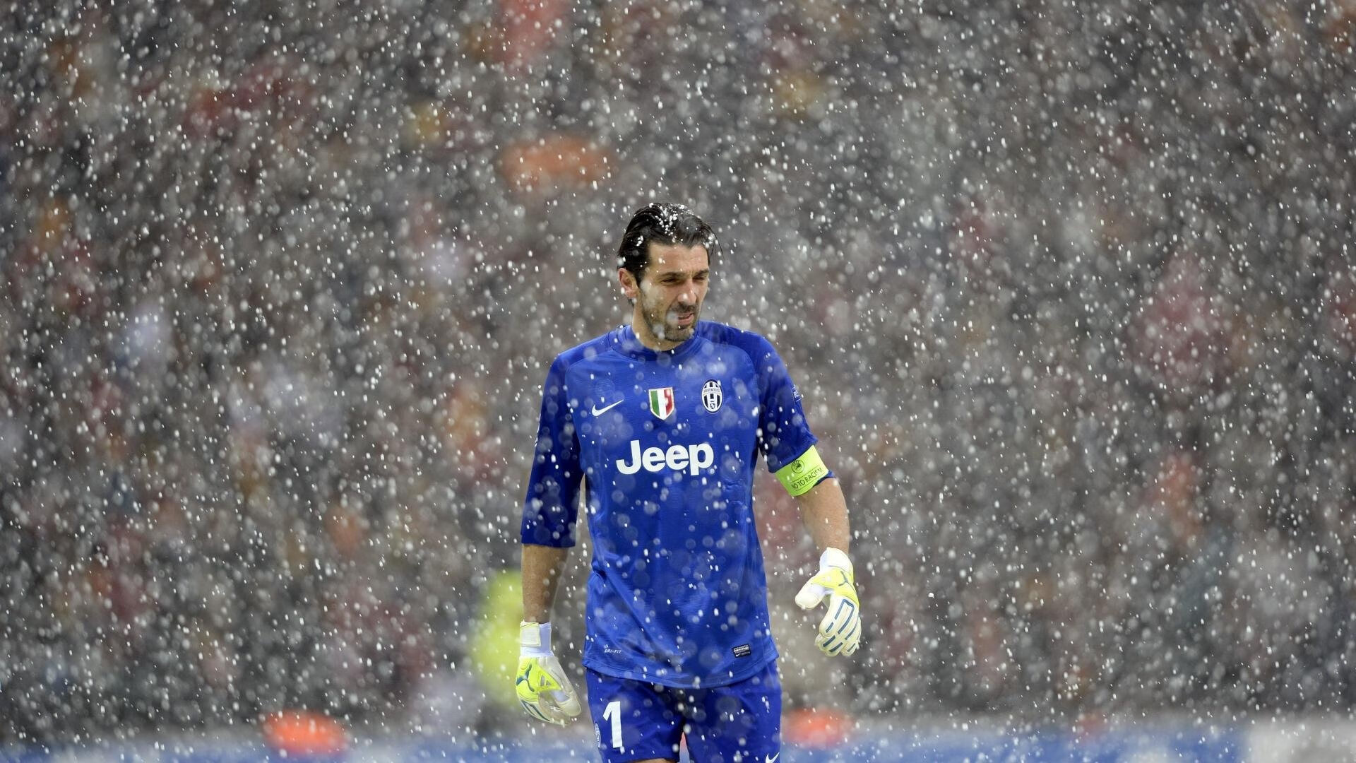 IM体育官网-贝林厄姆，美加墨世界杯之夜的双面神祇，攻防两端的绝对统治者