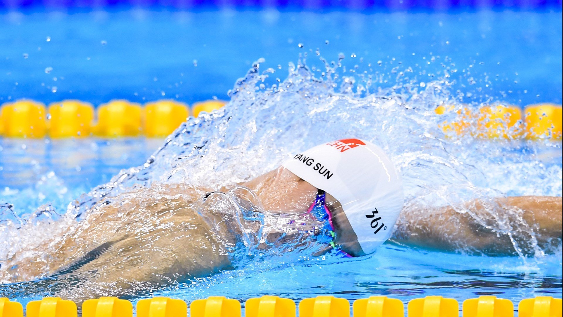 IM体育在线注册-当诺坎普遇见赛车场,京多安以F1式接管,巴萨强行终结国际米兰悬念